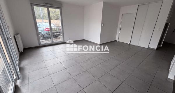 Location Appartement 3 pièces 62.63 m² - Mantes-la-ville 78711