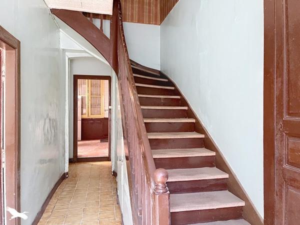 Maison 45 000 € Bellac 4 p 105 m² DPE F