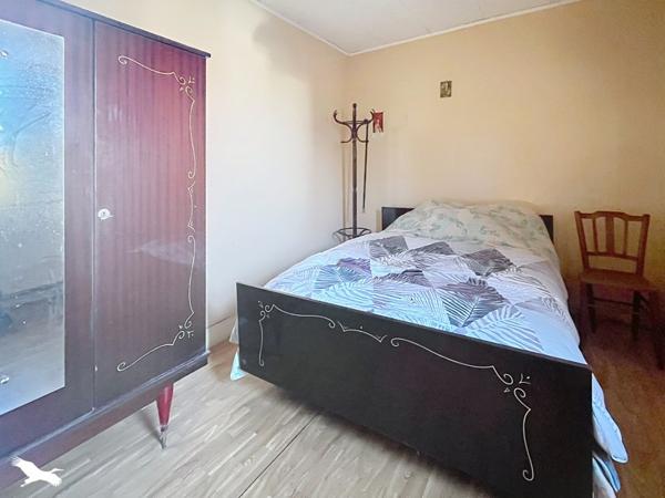 Maison 45 000 € Bellac 4 p 105 m² DPE F