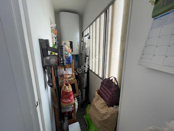 VILLEURBANNE, LES GRATTE-CIEL | T4 DE 70 M² AVEC BALCON, CAVE ET STATIONNEMENT PARTAGÉ