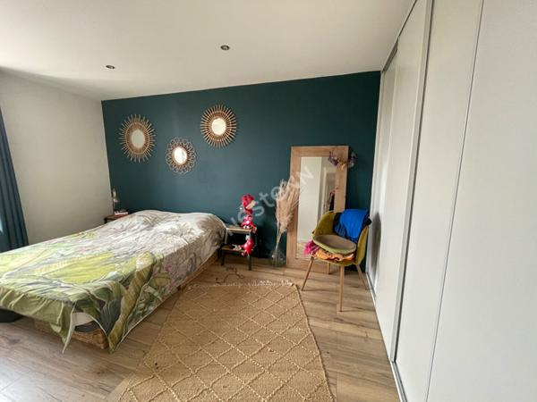 VILLEURBANNE, LES GRATTE-CIEL | T4 DE 70 M² AVEC BALCON, CAVE ET STATIONNEMENT PARTAGÉ