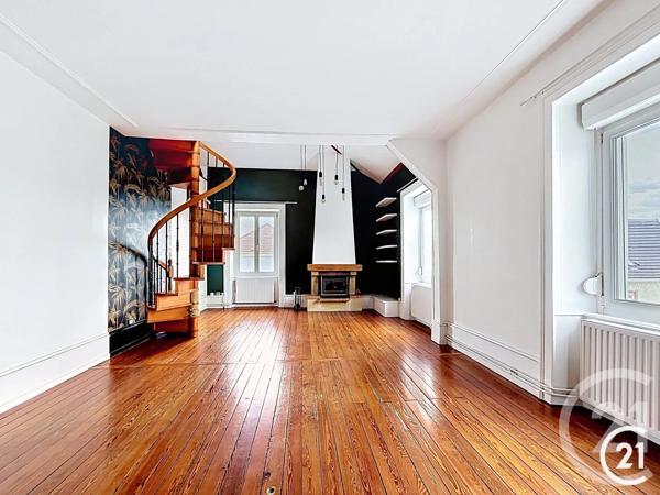 Appartement F4 à vendre  4 pièces - 116 m 2   HERICOURT  - 70