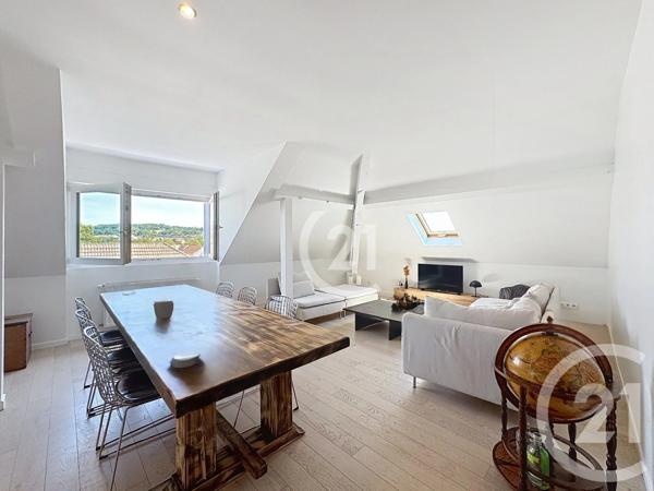 Appartement F4 à vendre  4 pièces - 116 m 2   HERICOURT  - 70