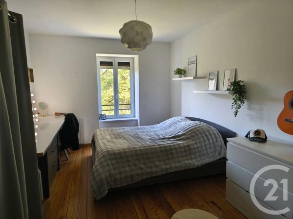 Appartement F4 à vendre  4 pièces - 116 m 2   HERICOURT  - 70