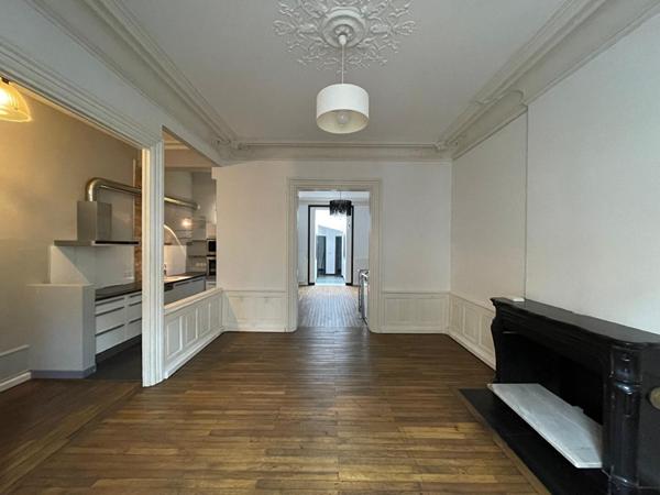 Appartement/Bureaux Tours 7 pièces 112.09 m2