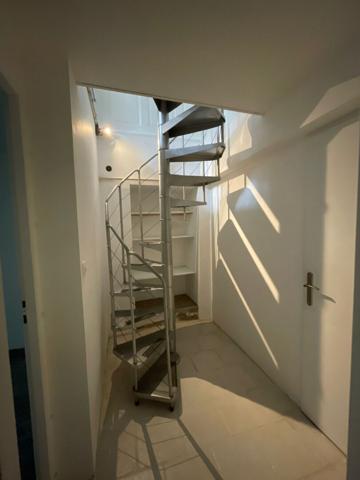 Appartement/Bureaux Tours 7 pièces 112.09 m2