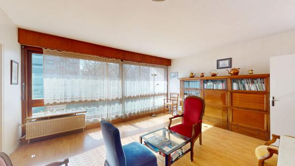 Appartement Chatenay Malabry 5 pièce(s) 103.83m2 ; RER B Robinson ; Calme ; Résidence sécurisée ; Gardien ; Commerces ; Ecoles
