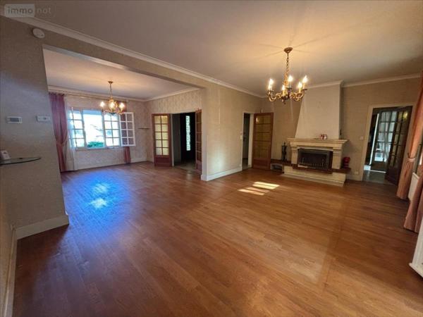 Maison à vendre à Bourges dans le Cher (18000), ref : 04133