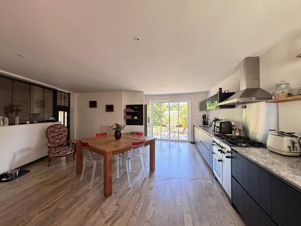 Vente Maison Nieul-sur-mer 8 pièces 198m²-IRM4406