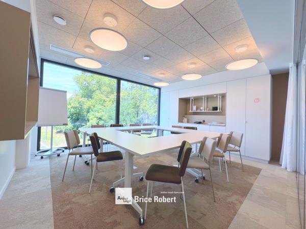 Bureaux à louer en coworking Lyon 9eme confort moderne et accès facilité