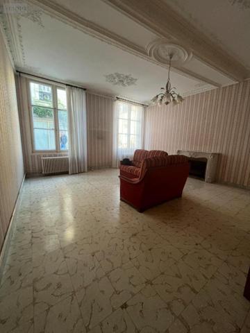 Maison à vendre à Chinon dans l'Indre-et-Loire (37500), ref : 37060-2252