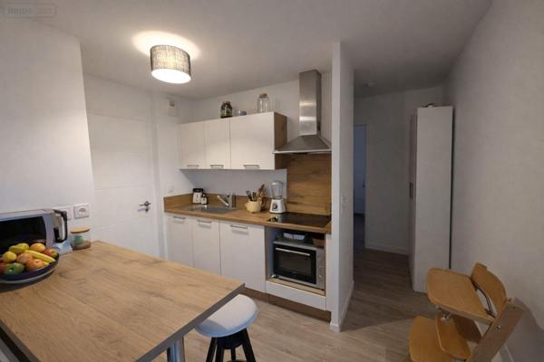 Appartement à louer à Noyal-Châtillon-sur-Seiche en Ille-et-Vilaine (35230), ref : 35129-6632