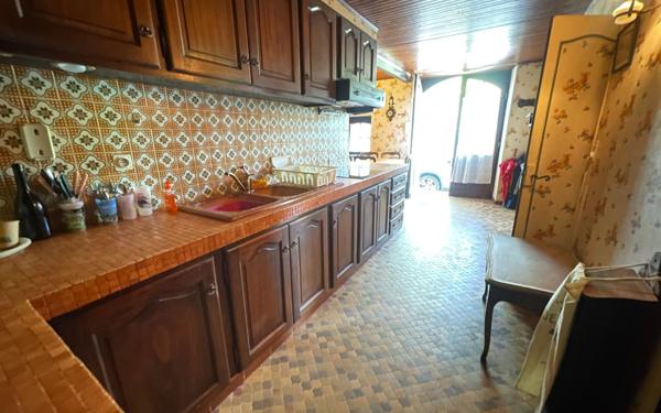 Maison à vendre    8 pièces • 200 m2 Saugnac-et-Cambran