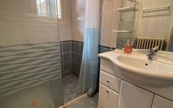 Maison à vendre    8 pièces • 200 m2 Saugnac-et-Cambran