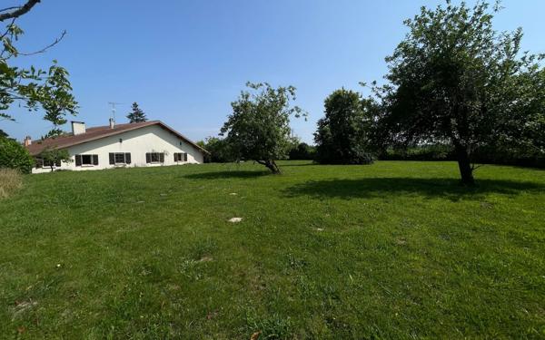 Maison à vendre    8 pièces • 200 m2 Saugnac-et-Cambran