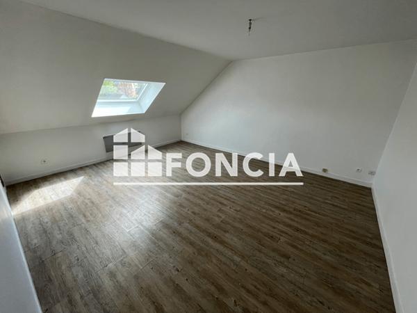 Location Appartement 2 pièces 44.99 m² - 52 RUE DE MESSEI Flers 61100