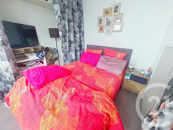 Appartement F4 à vendre  4 pièces - 65 m2 NOISY LE GRAND - 93