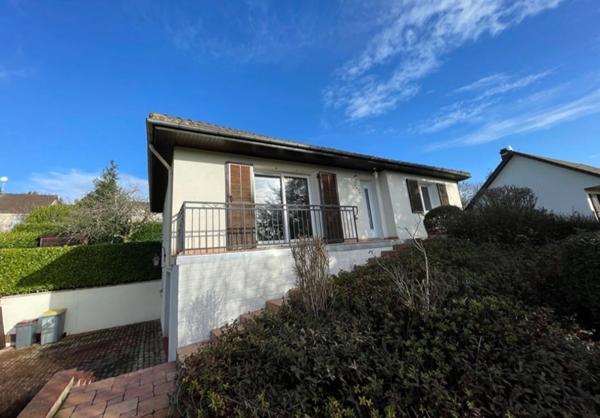 Maison à vendre 4 pièces ()