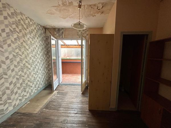 Immeuble
        
        - 144 m² 162 000 € *