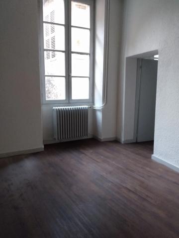 Dpt Savoie (73), à louer CHAMBERY locaux de 188 m²