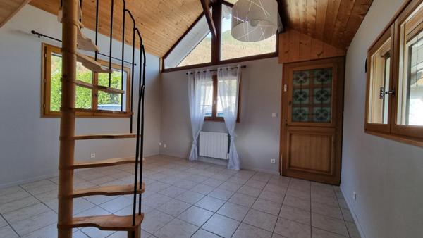Maison  Faverges Seythenex( Le Noyeray) 6 pièces 153 m2