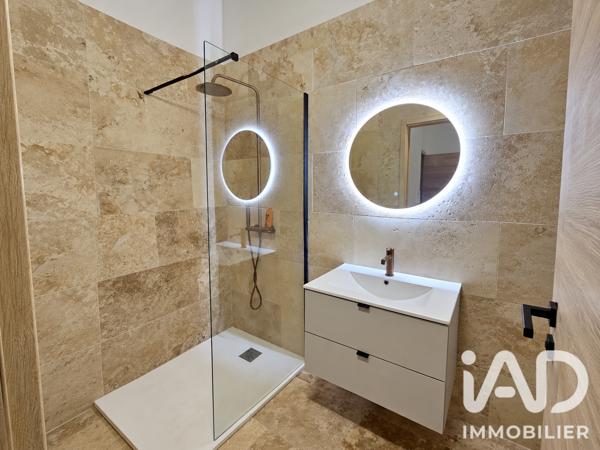 Location maison 3 pièces 71 m² Roquebrune-sur-Argens