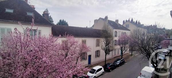 Appartement T3 à vendre  3 pièces - 84,31 m2 LONS LE SAUNIER - 39