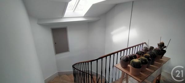 Appartement T3 à vendre  3 pièces - 84,31 m2 LONS LE SAUNIER - 39