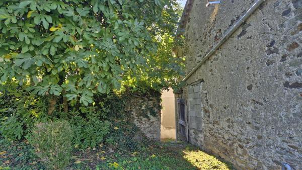 Maison avec jardin et terrasses vendue louée