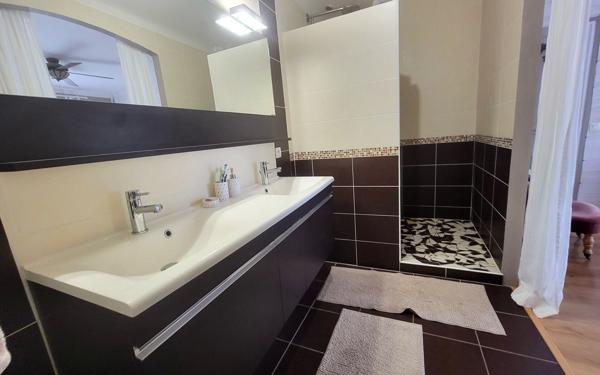 Appartement à vendre    7 pièces • 200 m2 Pau