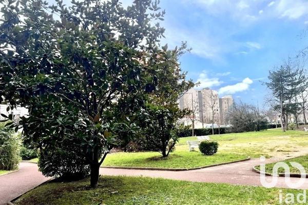 Appartement 4 pièces de 77 m² à Asnières-sur-Seine (92600)