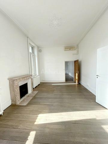 BUREAUX à VENDRE de 160 m²