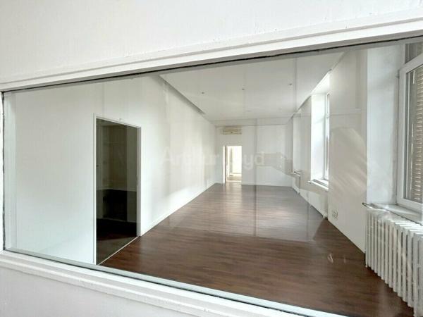 BUREAUX à VENDRE de 160 m²