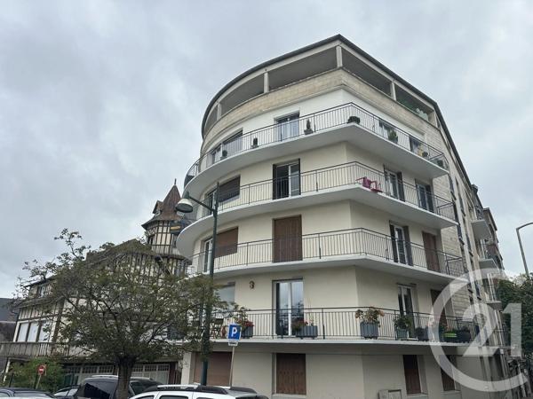 Appartement F2 à vendre  2 pièces - 62 m 2   LISIEUX  - 14