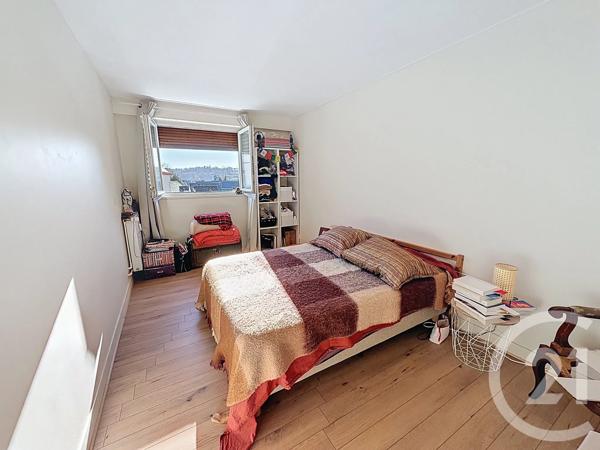 Appartement F2 à vendre  2 pièces - 62 m 2   LISIEUX  - 14