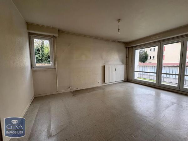 Appartement à louer 2 pièces 49.42m² Mâcon (71000)