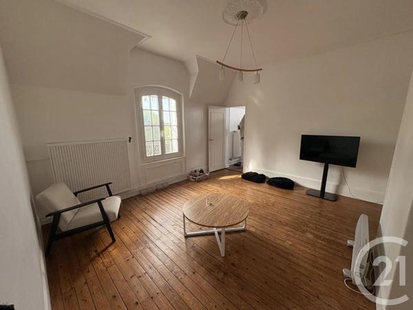 Appartement F4 à vendre  4 pièces - 133,97 m 2   ETREPAGNY  - 27