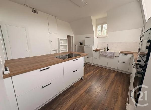 Appartement F4 à vendre  4 pièces - 133,97 m 2   ETREPAGNY  - 27