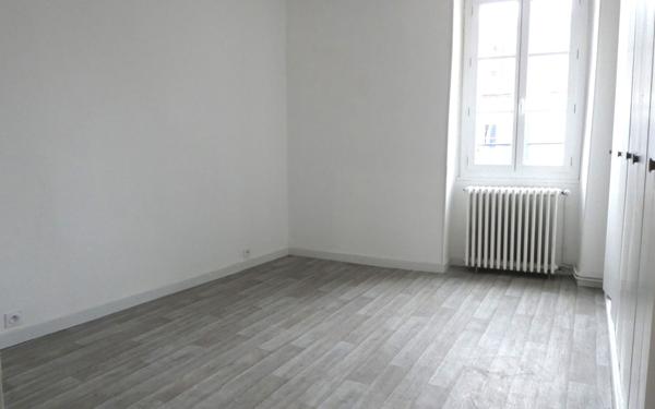 Appartement à louer    3 pièces •  Le Creusot