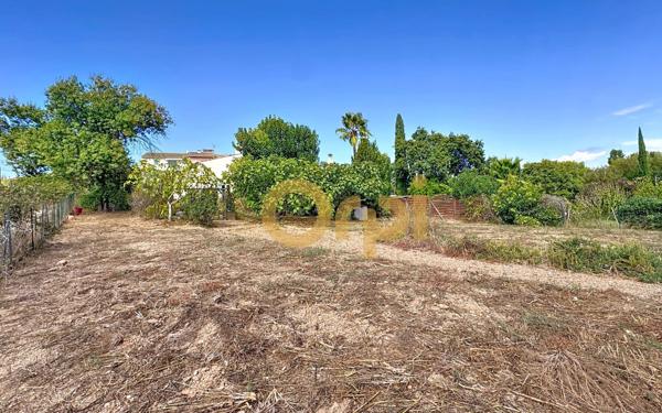 Maison à vendre    5 pièces • 160,43 m2 Roquebrune-sur-Argens