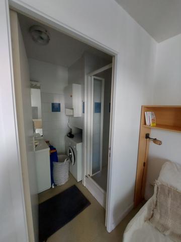 Studio avec terrasse en bail meublé à l’année quartier les Minimes