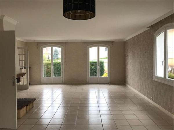 Maison à louer 1 106 € CC LIMOGES 6 p 160 m² DPE E
