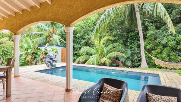 Le Moule — Maison familiale 188 m² avec piscine sur terrain de 1 226 m²