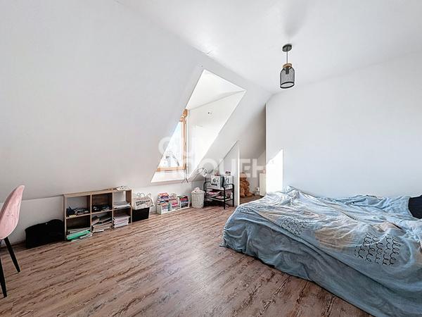 Maison Thue Et Mue 6 pièce(s) 166 m2