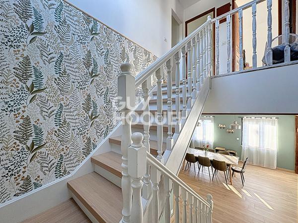 Maison Thue Et Mue 6 pièce(s) 166 m2