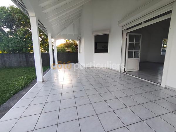 Location
                Maison119,9 m² - 4 Pièces -
                    LES ABYMES (97139)