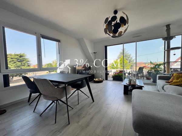 Appartement
                                                                                                                                                                                                                                                                                                                        4 pièce(s)                                                                                                                                                                                                          3 chambre(s)                                                                                                                                                                                                          82  m²