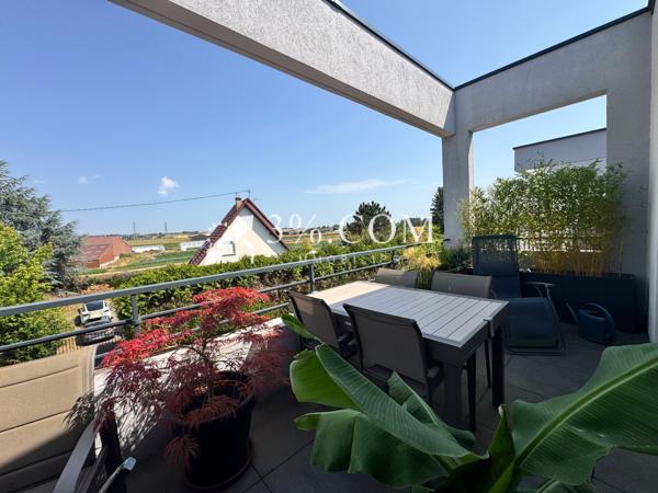 Appartement
                                                                                                                                                                                                                                                                                                                        4 pièce(s)                                                                                                                                                                                                          3 chambre(s)                                                                                                                                                                                                          82  m²