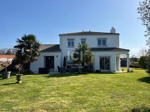 MAISON 4 CHAMBRES LA CHAPELLE BASSE MER