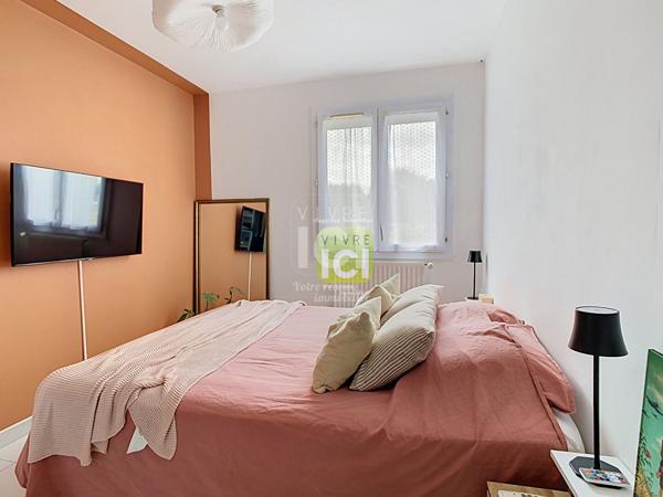 Charmant pavillon de plain-pied de 75 m²